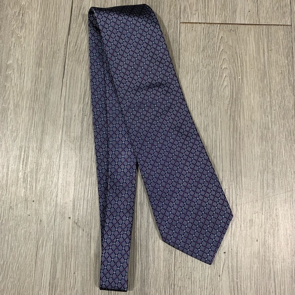 Burberry London Red, White, Blue Silk Tie - Picture 2 of 7